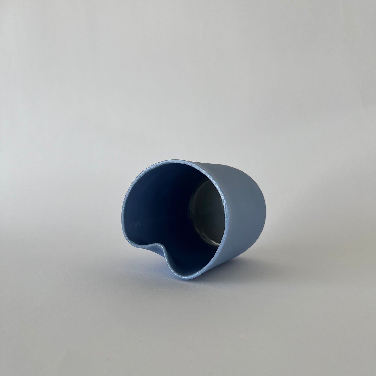 Egg mug grip
