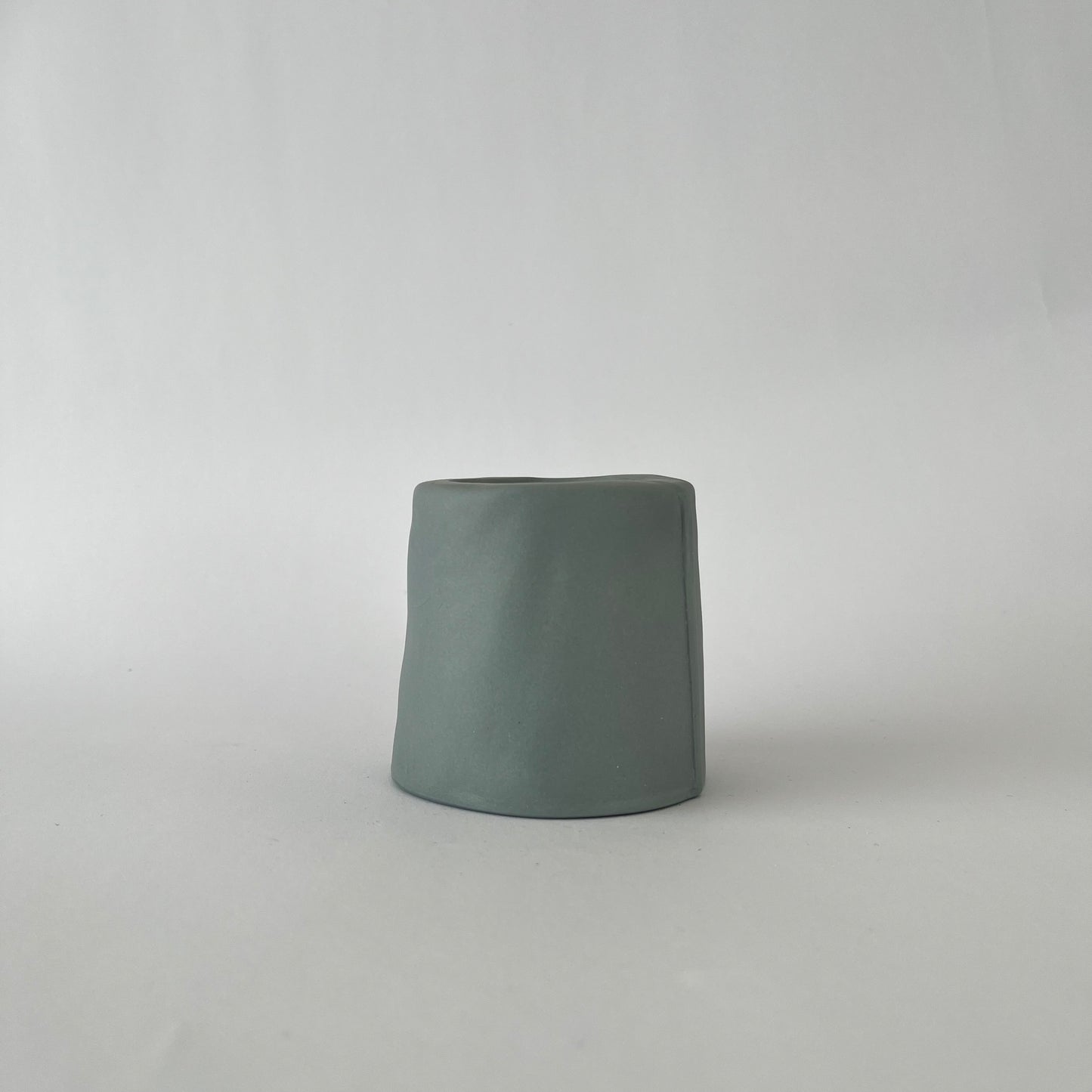 Wide line mug short