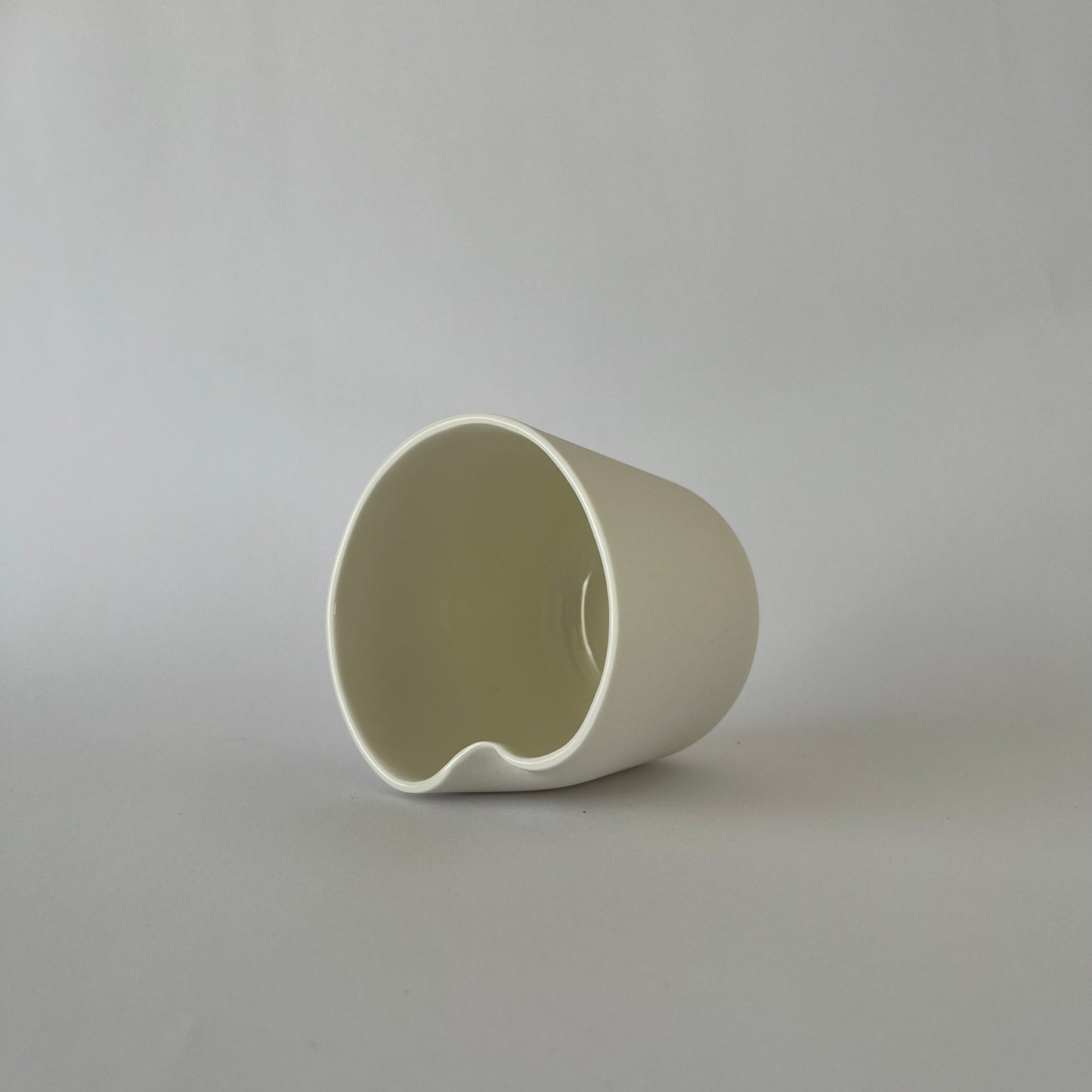 Hill mug curve