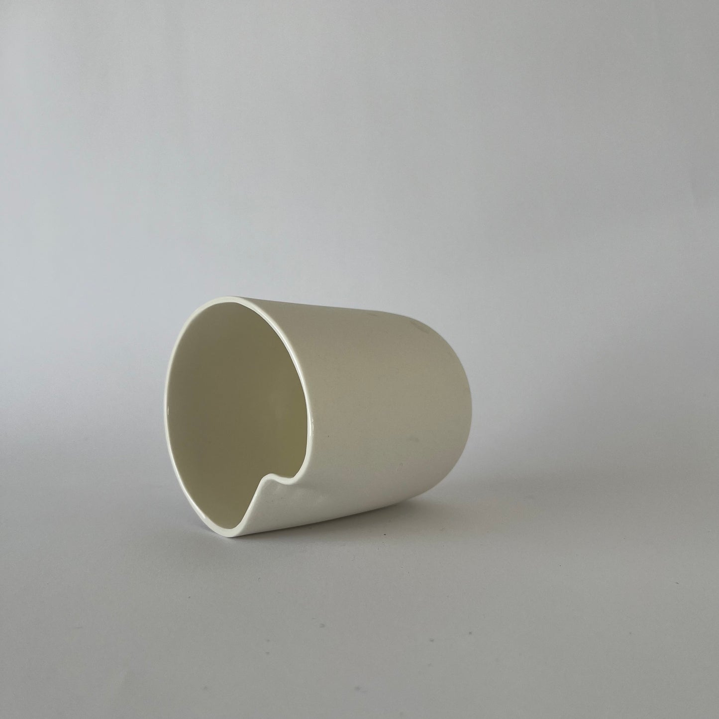 Egg mug grip