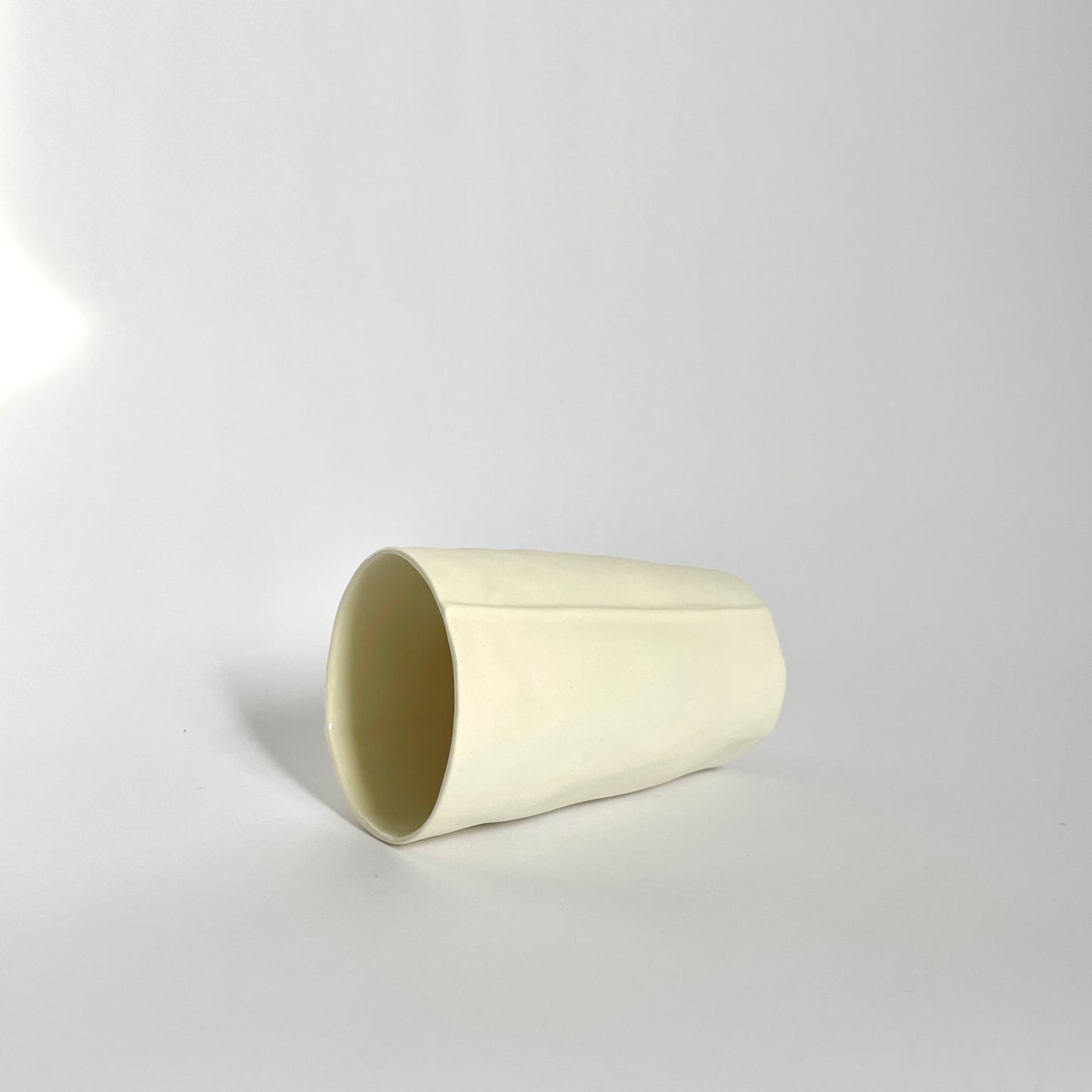 Thin line mug