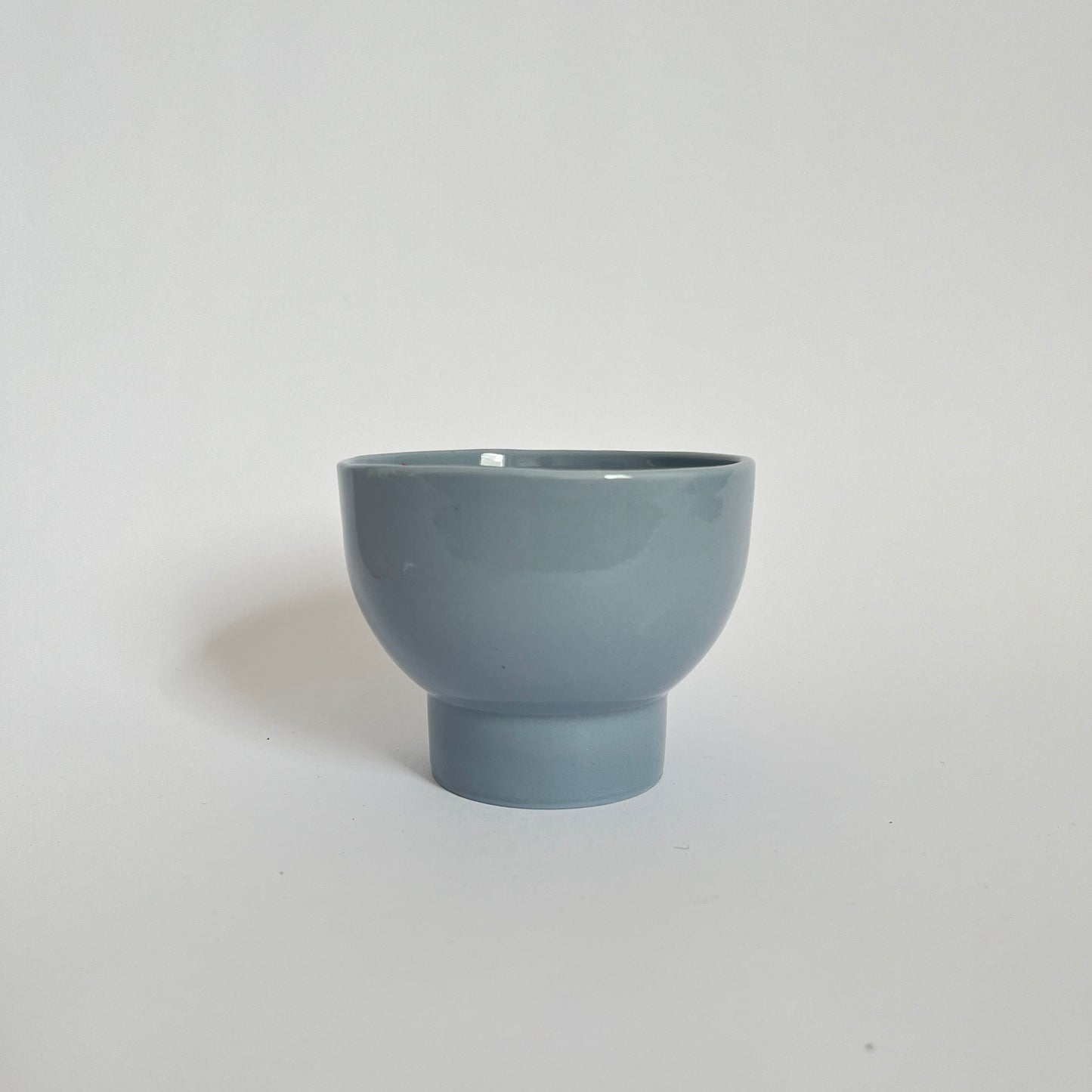 Bell mug glazed