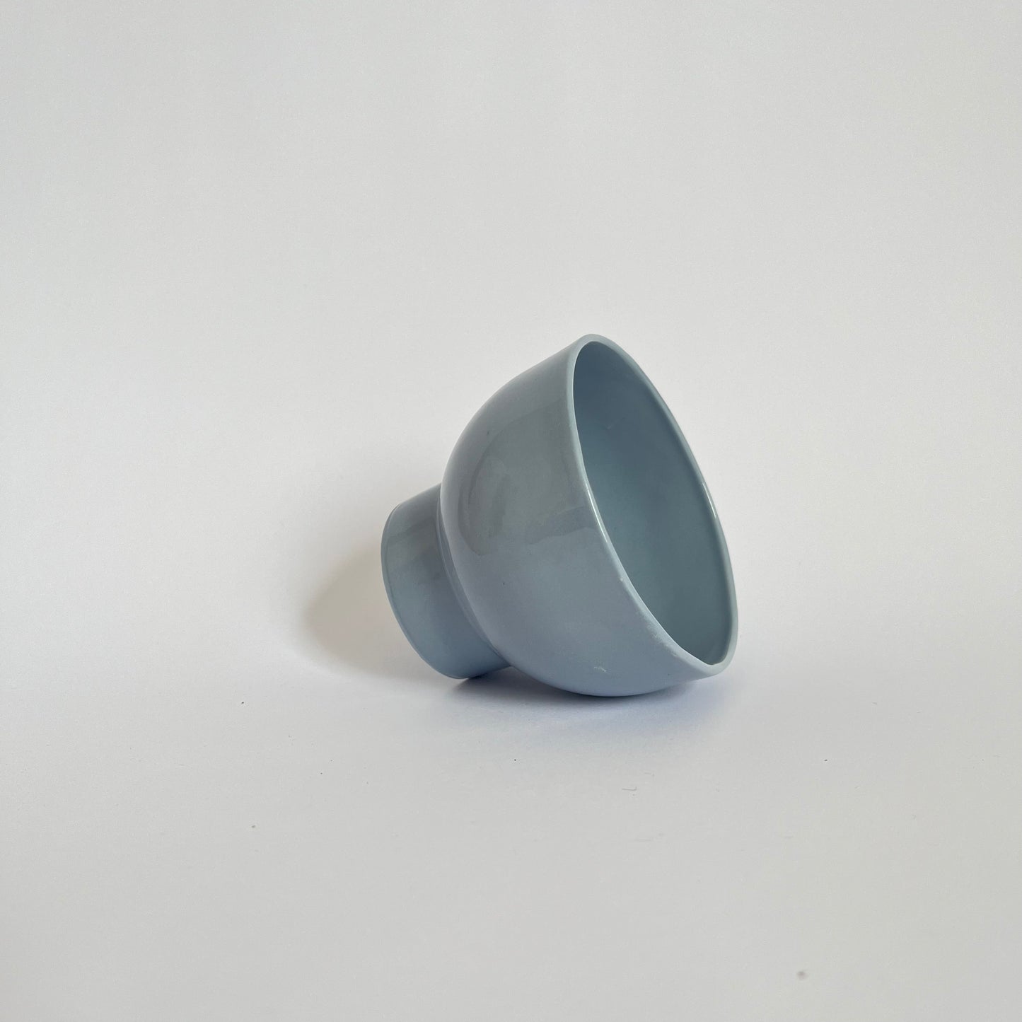 Bell mug glazed
